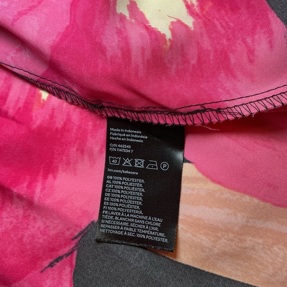 Floral Pink Wrap Robe - Picture 7 of 8